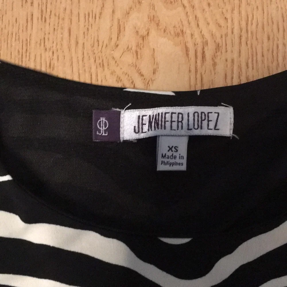New Jennifer Lopez Xebra Print Mini Dress with Small Cut Out in the Back Size XS